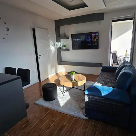 Apartment Stan Na Dan Jovic *