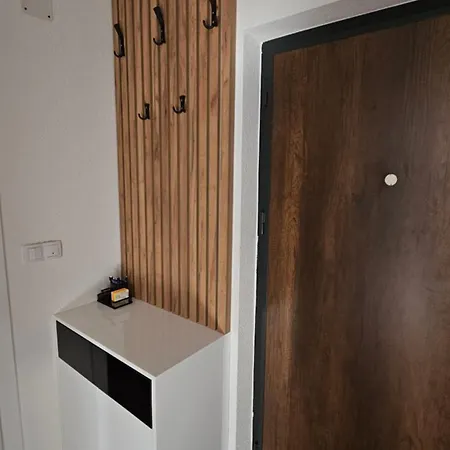 Stan Na Dan Jovic Apartment *